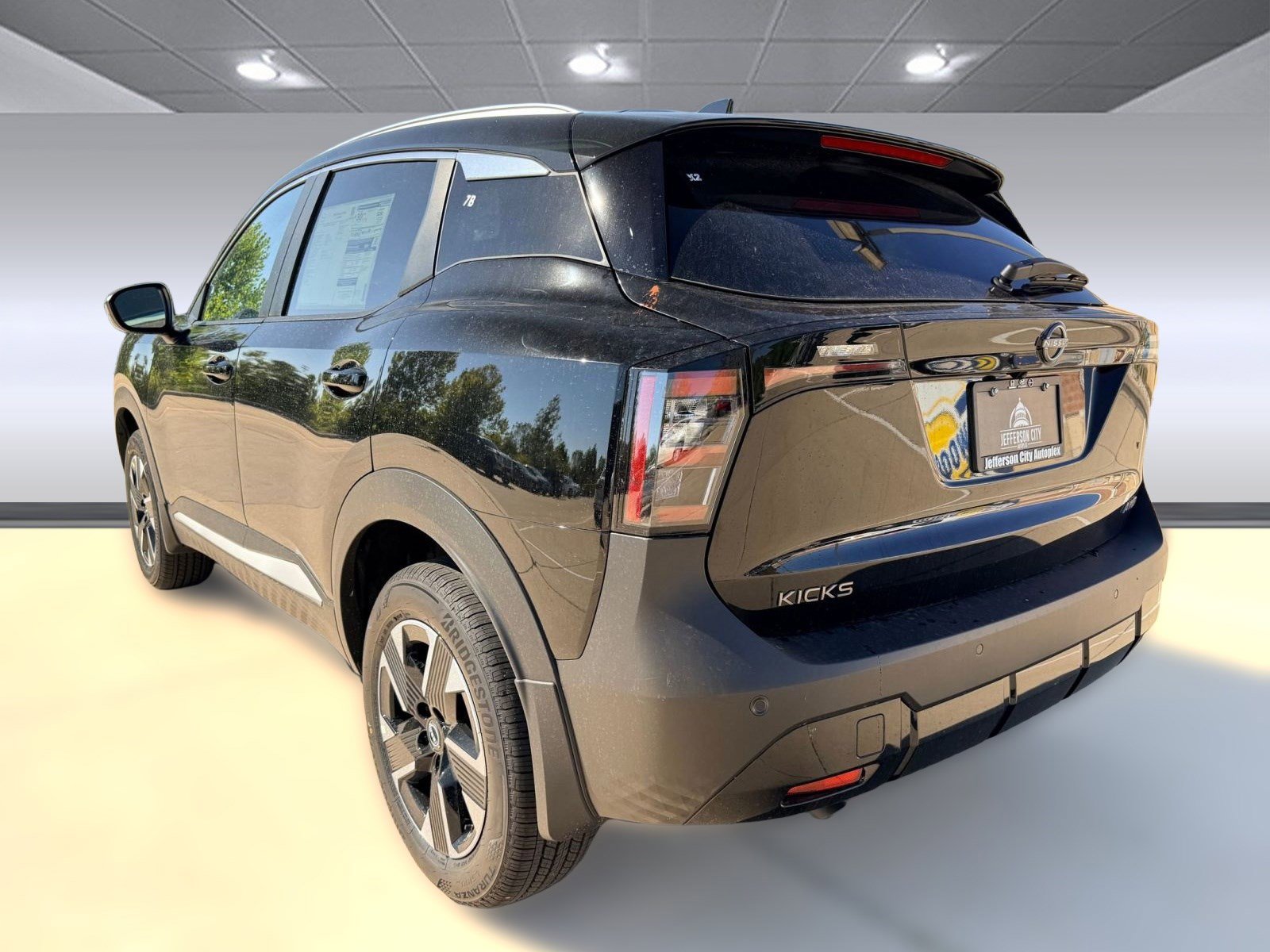 New 2026 Nissan Kicks SV w/ Cold Weather Package image 3