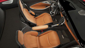 Used 2024 McLaren Artura image 5