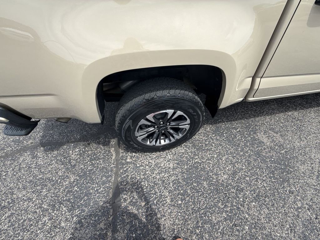 Certified 2022 Chevrolet Colorado Z71 AWD/4WD image 40
