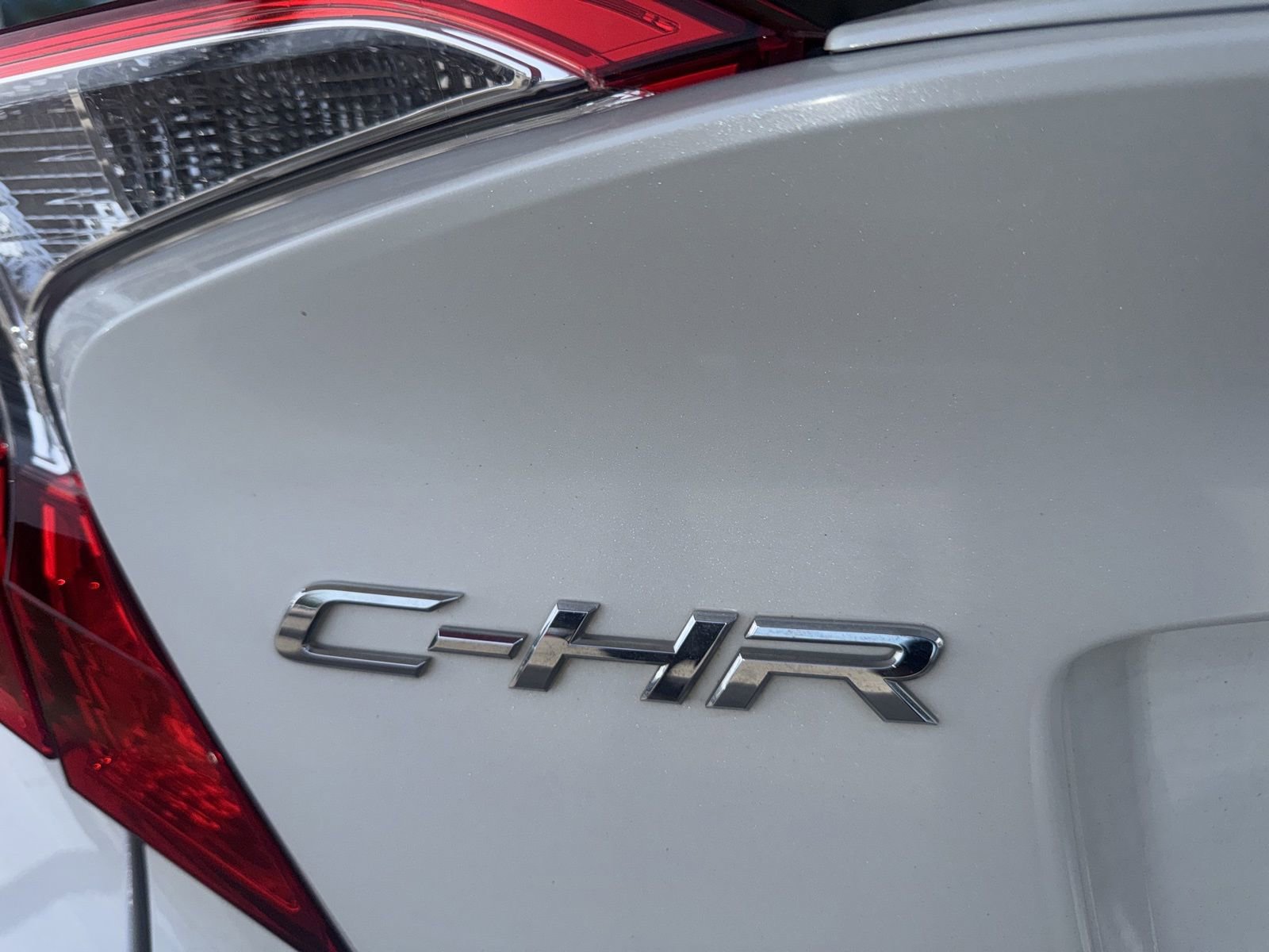 Used 2018 Toyota C-HR XLE image 13