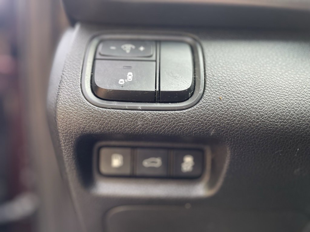 Used 2016 Kia Optima LX w/ LX Convenience Package image 11