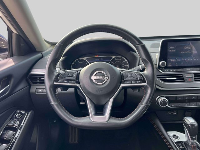 Used 2024 Nissan Altima 2.5 SR FWD image 14