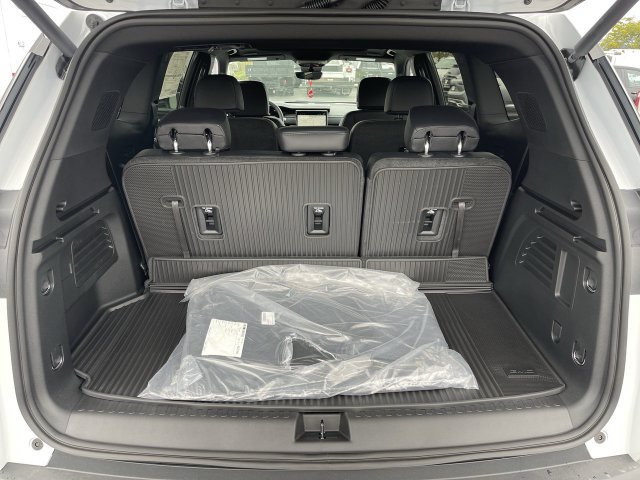 New 2027 GMC Acadia Elevation w/ Elevation Premium Package AWD/4WD image 25