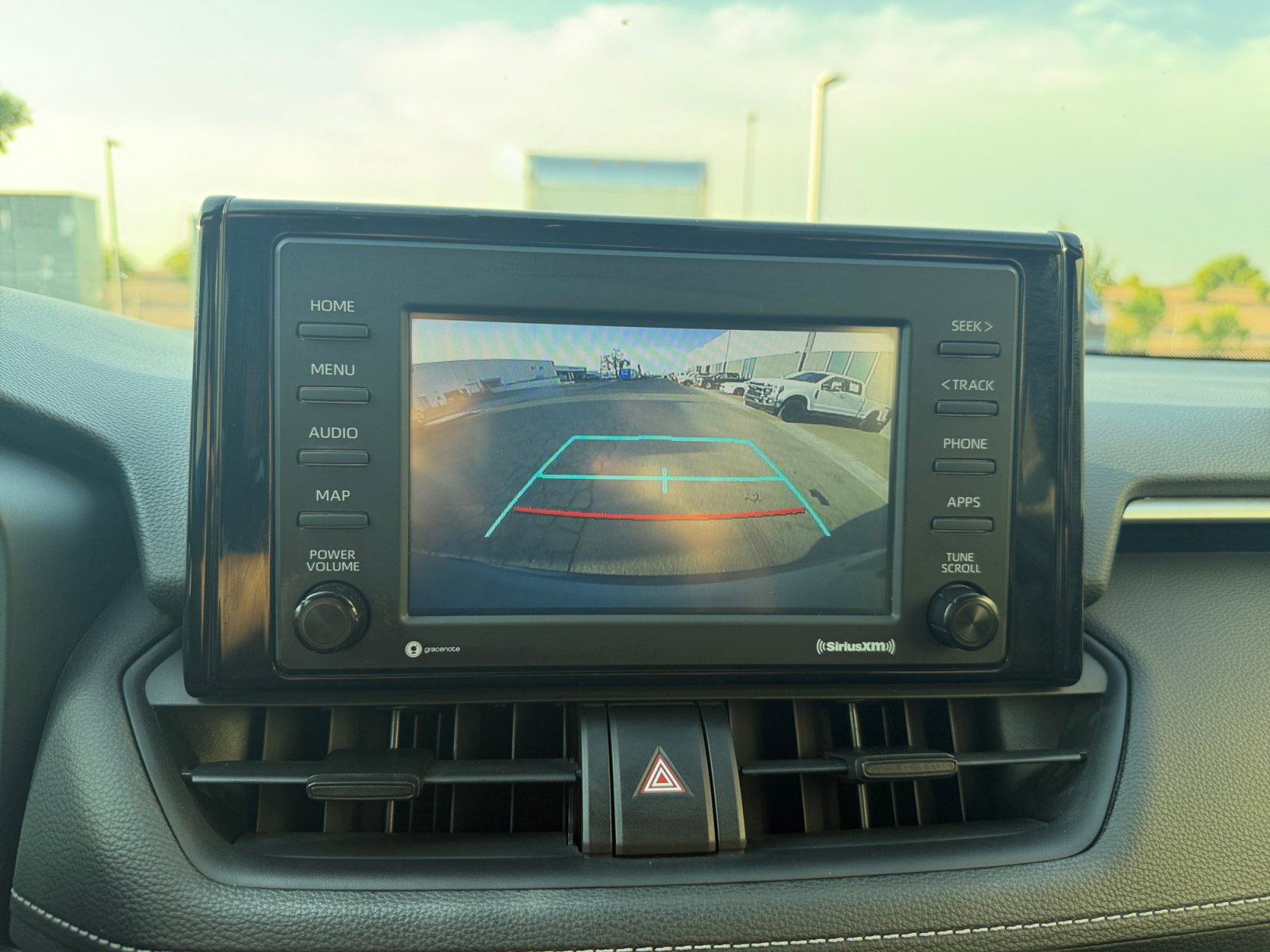 Used 2021 Toyota RAV4 XLE w/ Convenience Package FWD image 24