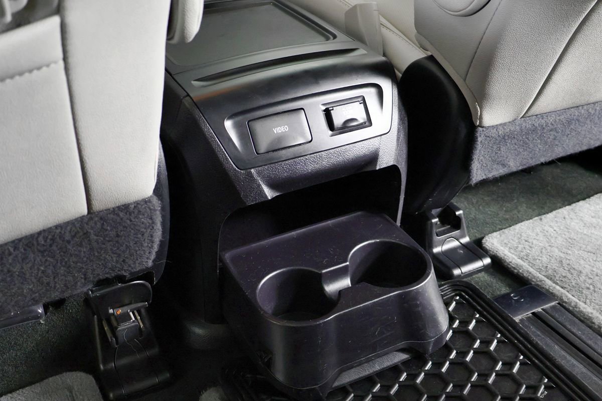 Used 2017 Toyota Sienna AWD image 54