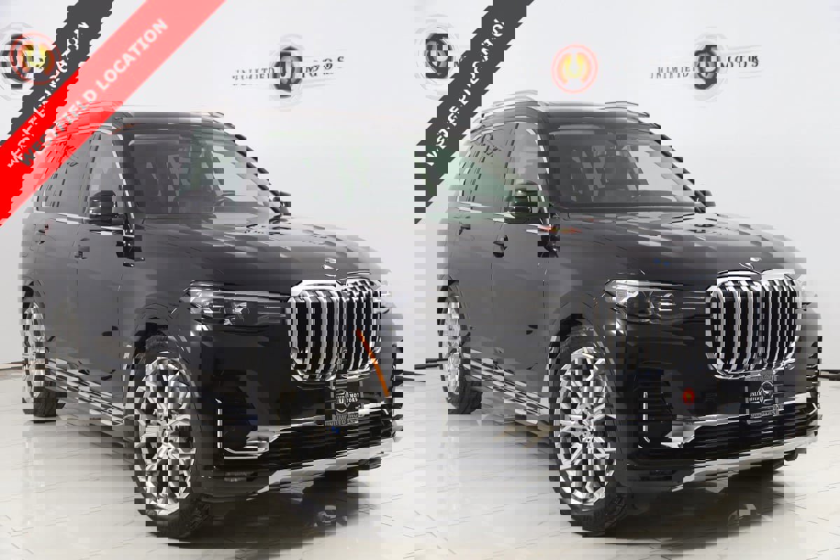 Used 2022 BMW X7 xDrive40i w/ Premium Package image 1