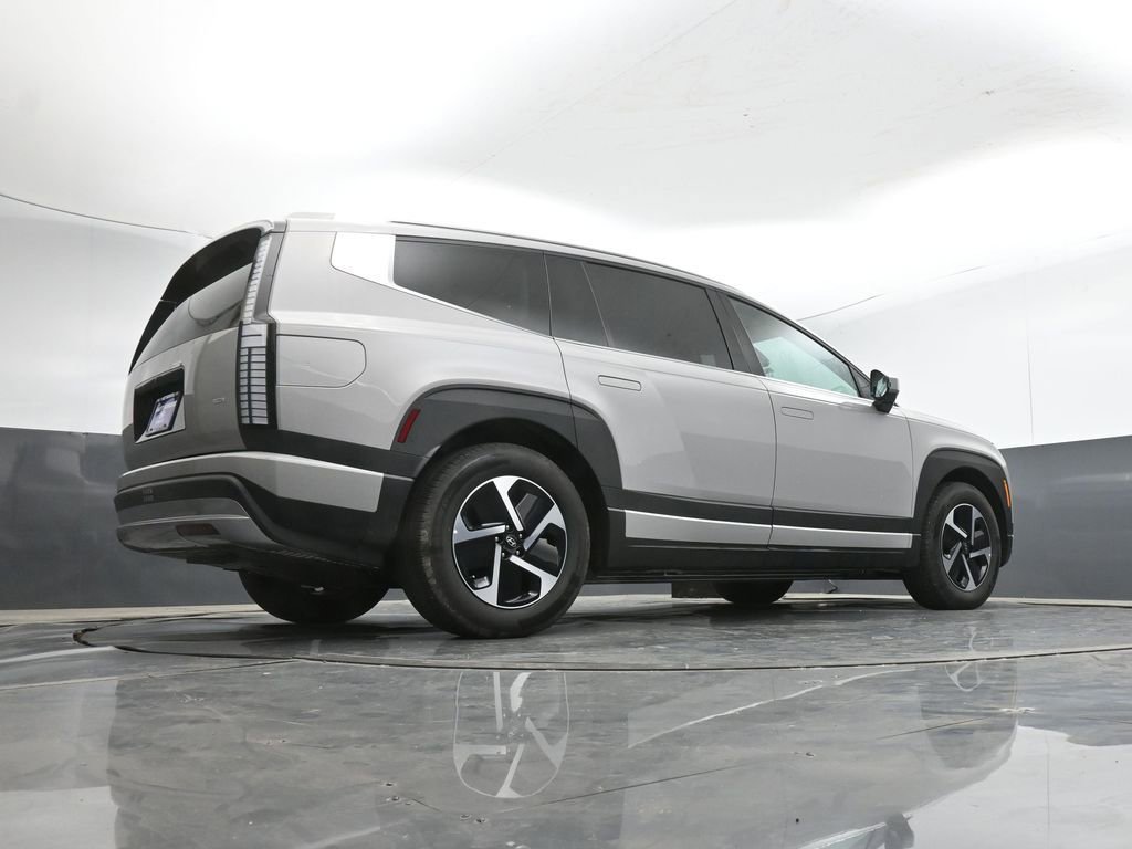 New 2026 Hyundai Ioniq 9 SE image 13