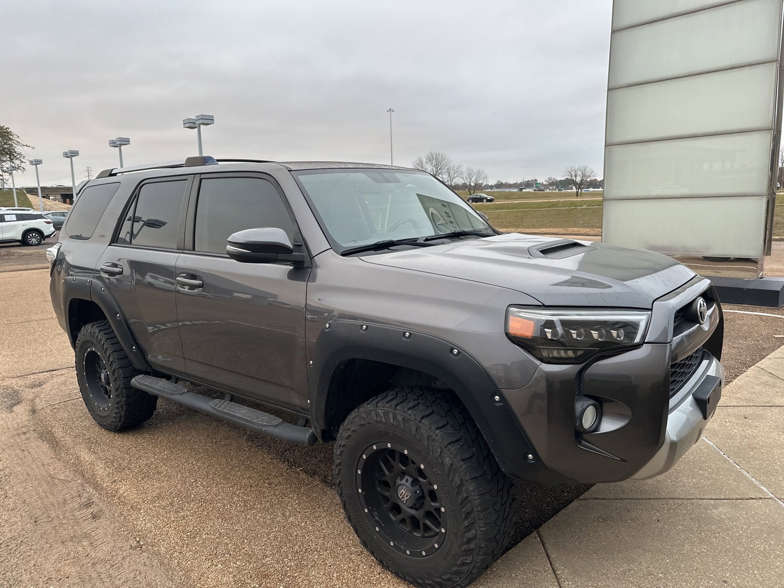 Used 2016 Toyota 4Runner Trail Premium image 3