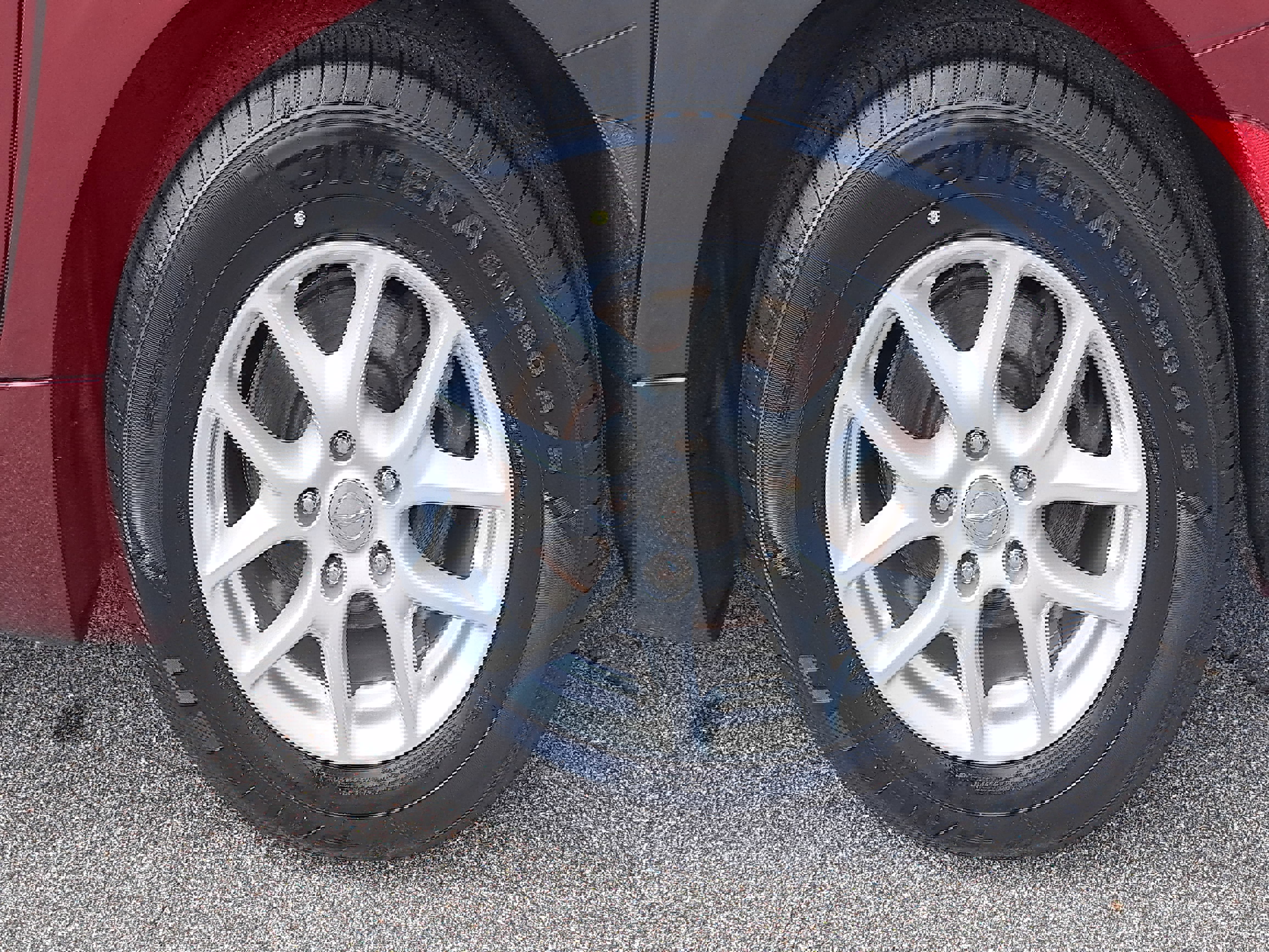 Used 2020 Chrysler Pacifica Touring w/ Cold Weather Group image 31