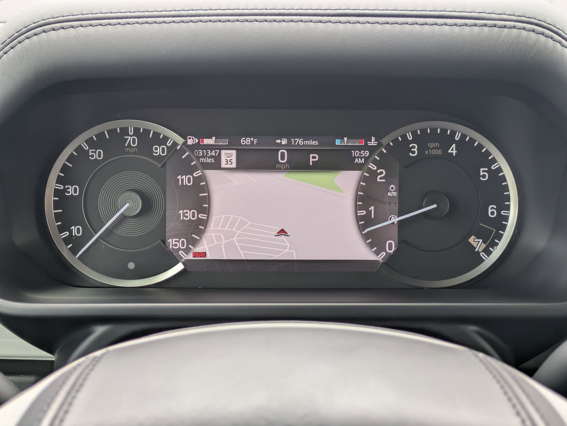 Certified 2023 Land Rover Defender 130 X-Dynamic SE image 10