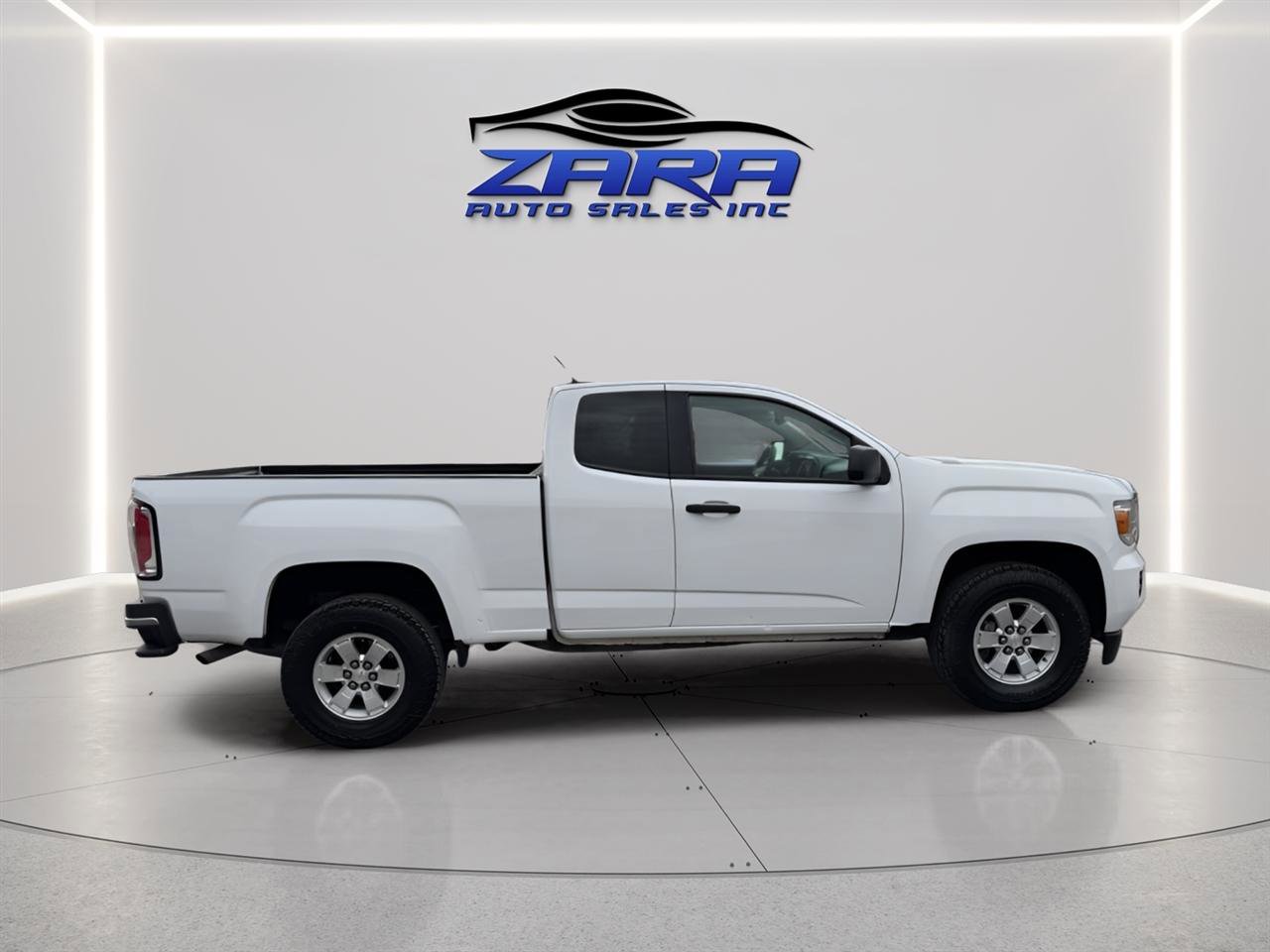 Used 2017 GMC Canyon 4x4 Extended Cab w/ Convenience Package image 7