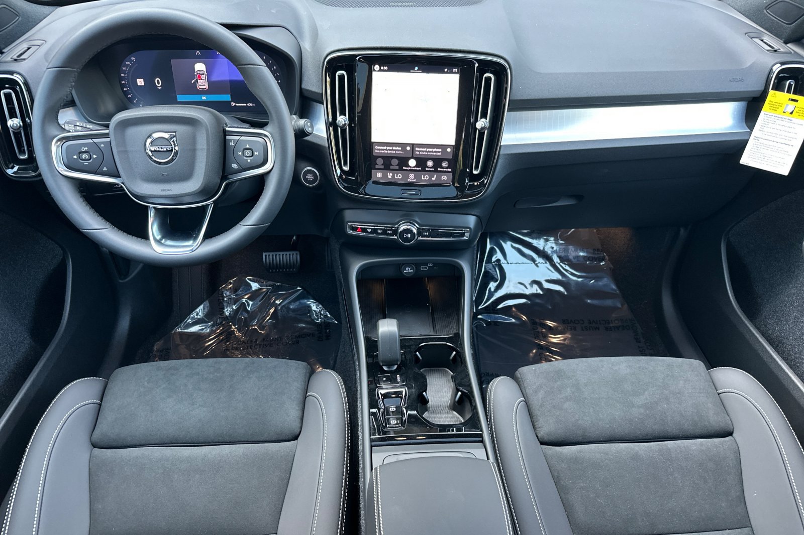 New 2026 Volvo XC40 B5 Ultra w/ Climate Package AWD/4WD image 10