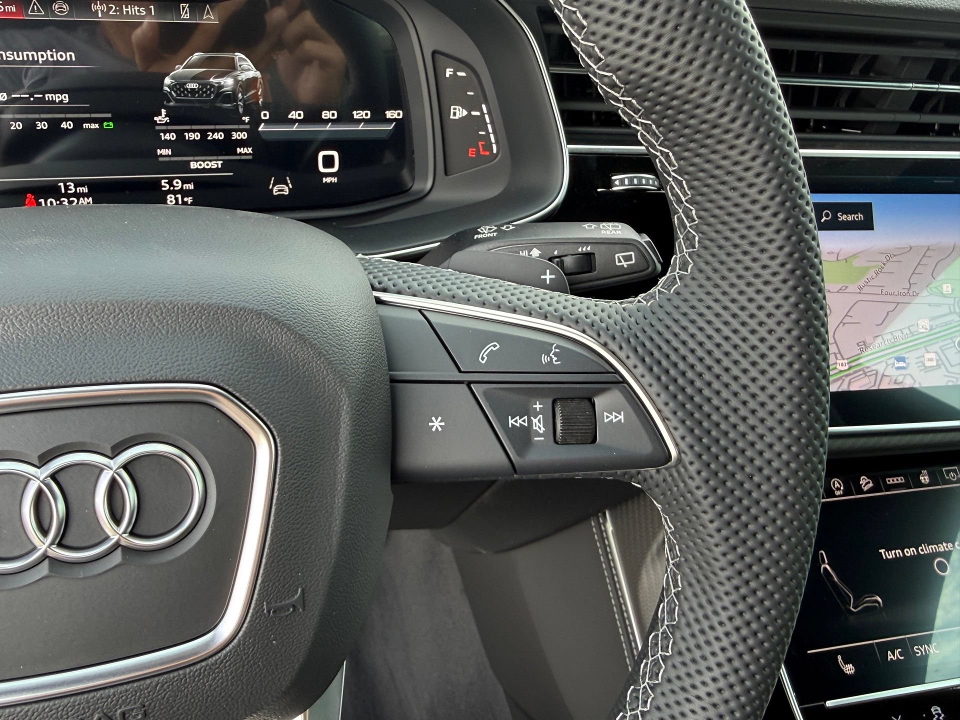 New 2026 Audi SQ8 Premium Plus AWD/4WD image 21