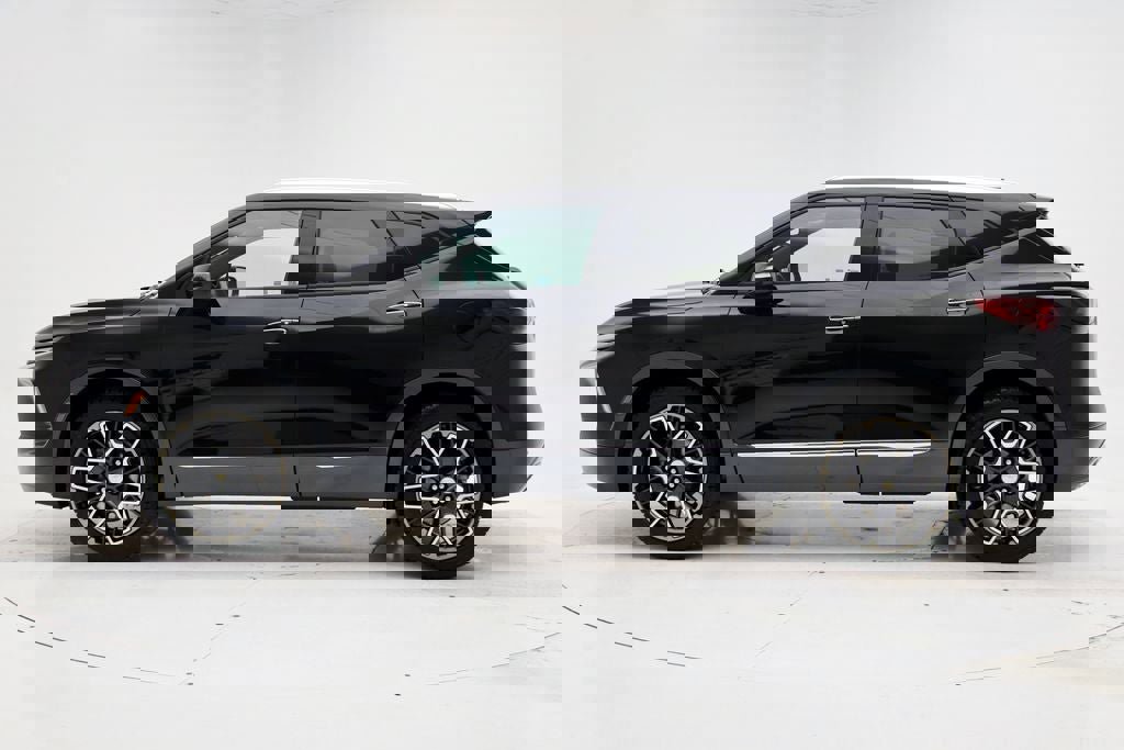 Used 2023 Chevrolet Blazer Premier w/ Enhanced Convenience Package image 6