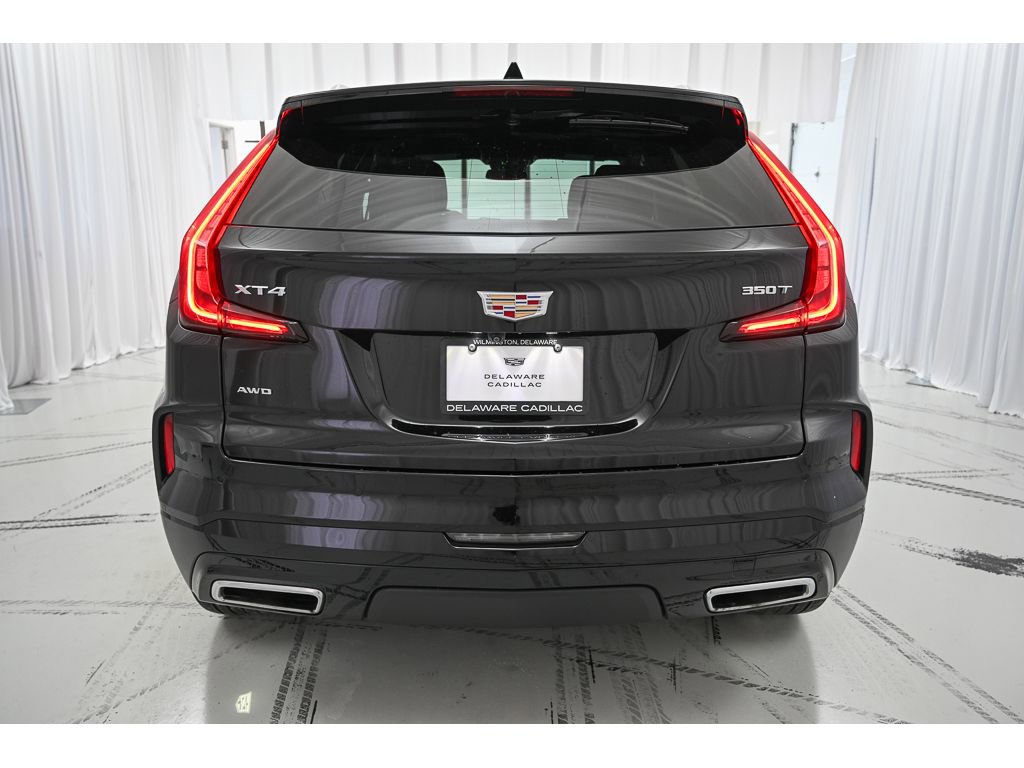 Used 2024 Cadillac XT4 Premium Luxury image 6