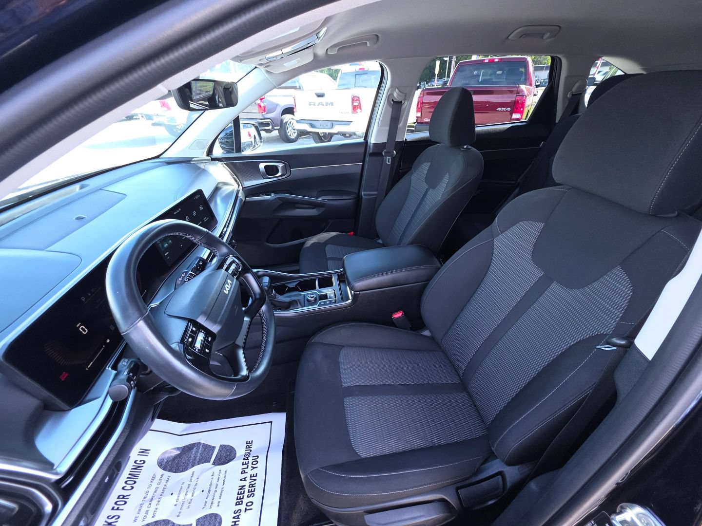 Used 2026 Kia Sorento LX FWD image 11