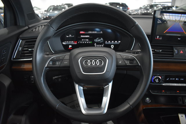 Used 2023 Audi Q5 2.0T Premium Plus w/ Premium Plus Package AWD/4WD image 19