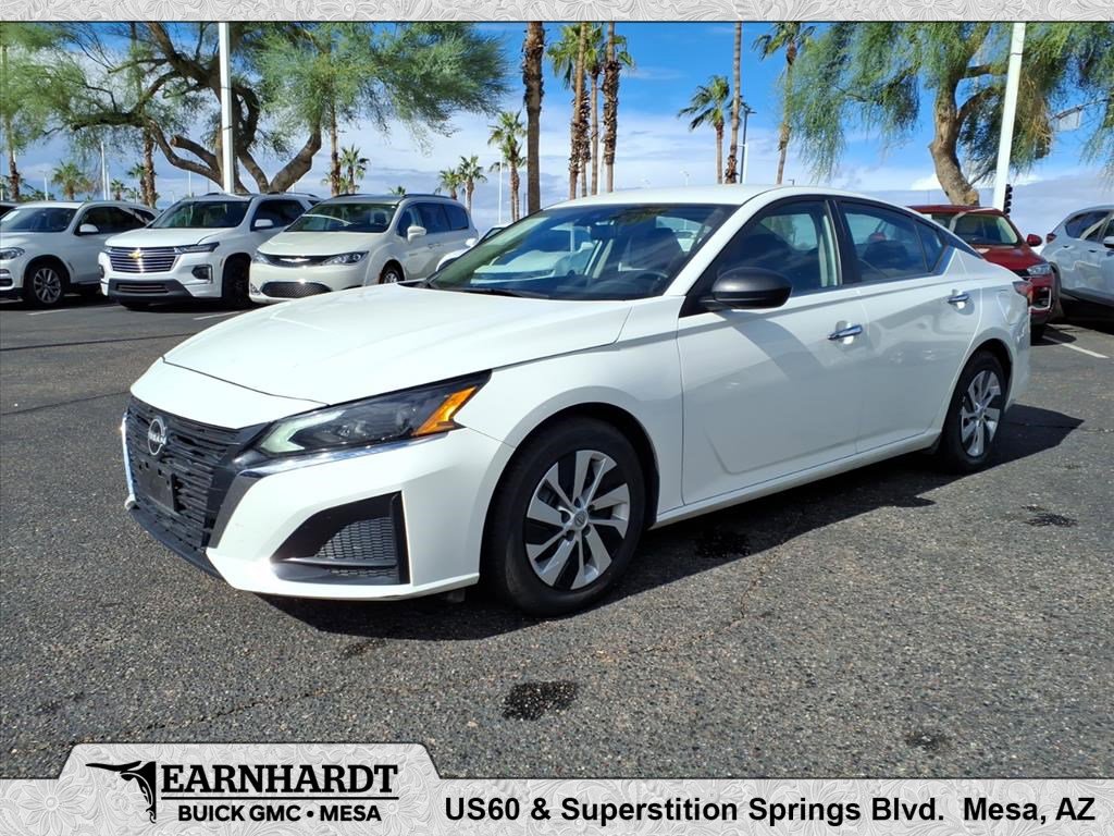 Used 2024 Nissan Altima 2.5 S video 1