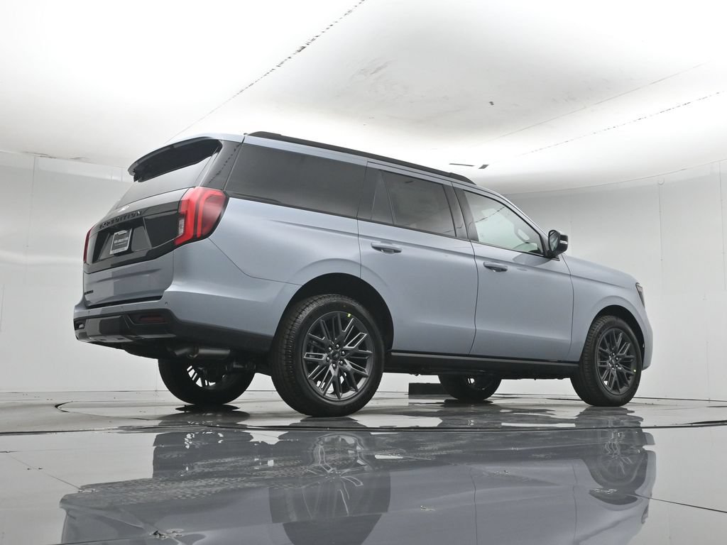 New 2027 Ford Expedition Platinum w/ Stealth Appearance Package AWD/4WD image 48