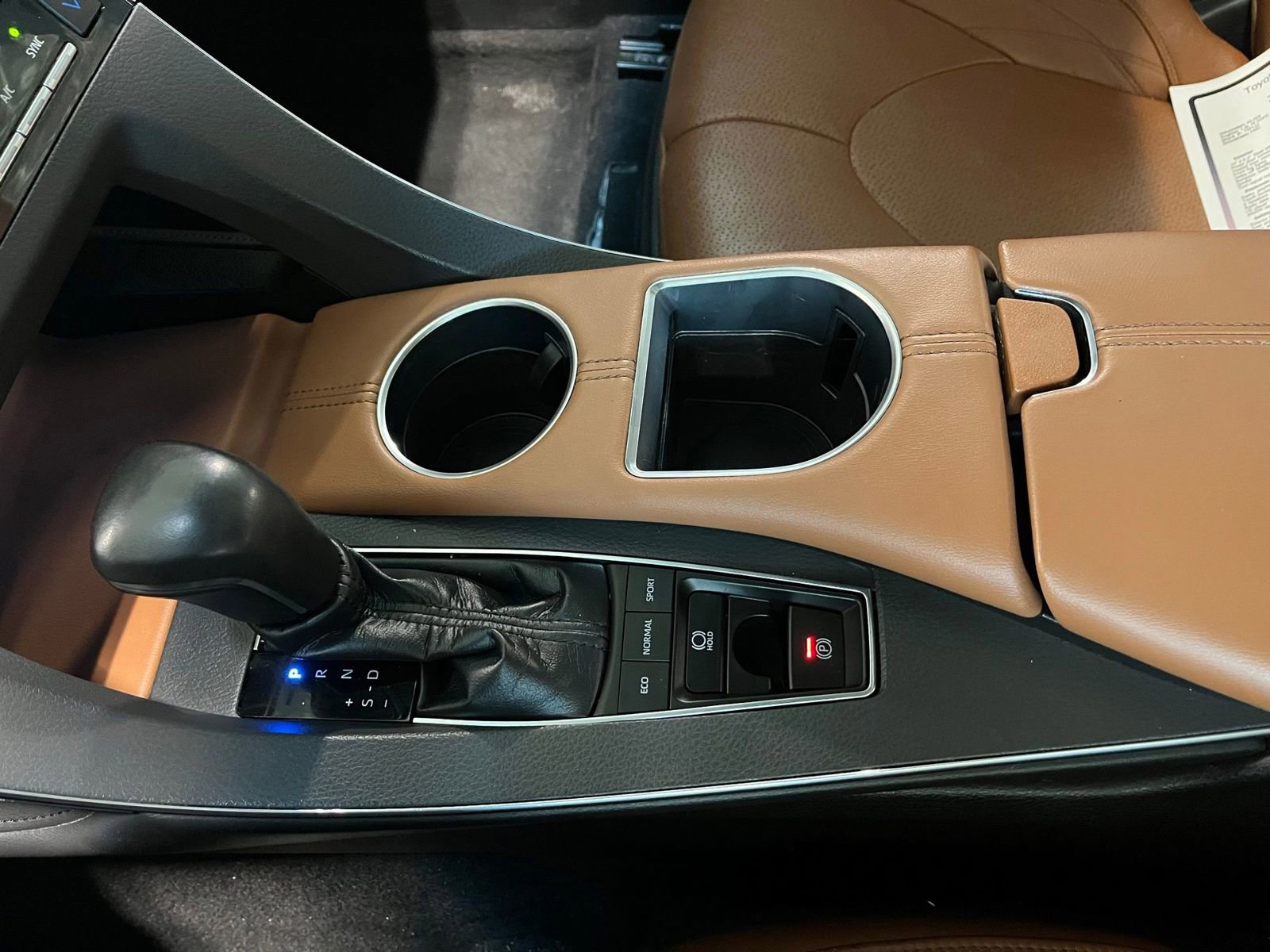 Used 2019 Toyota Avalon Limited w/ All Weather Liner Package FWD image 26