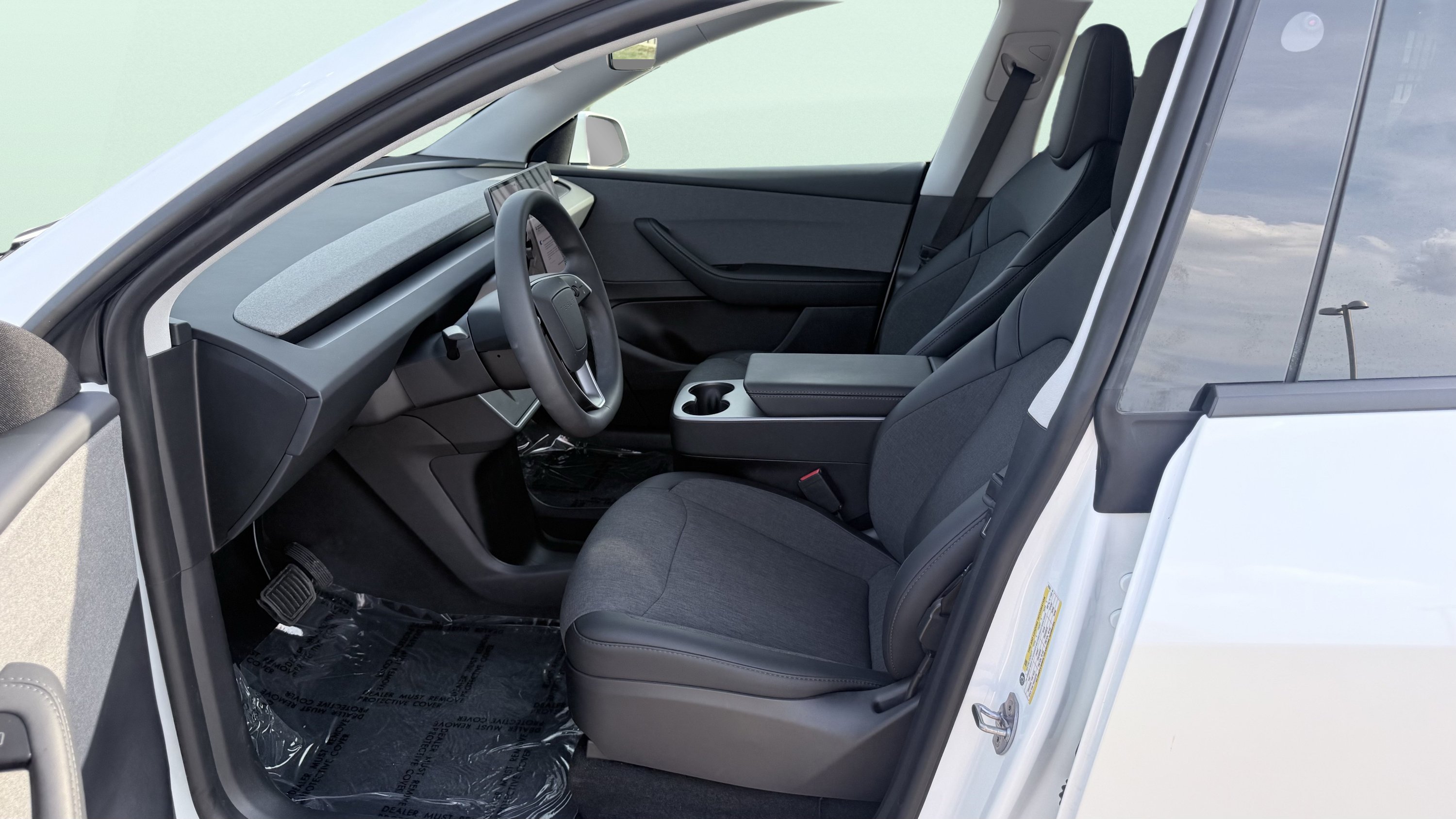Used 2026 Tesla Model Y 2WD image 19