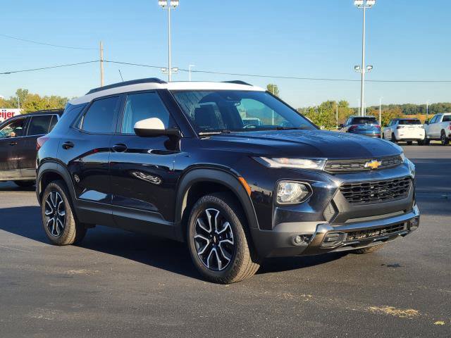 Used 2021 Chevrolet TrailBlazer ACTIV w/ Sun and Liftgate Package AWD/4WD image 2