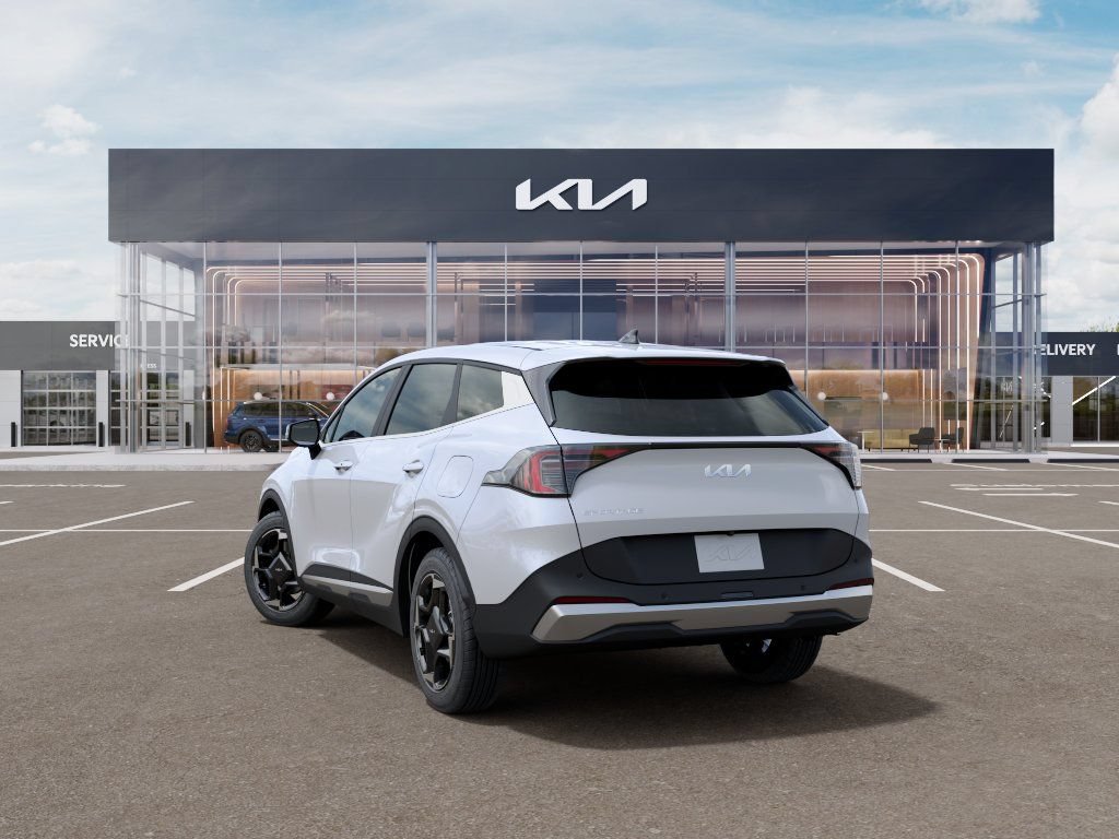 New 2026 Kia Sportage EX FWD image 4