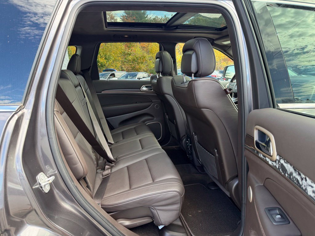 Used 2014 Jeep Grand Cherokee Summit AWD/4WD image 13