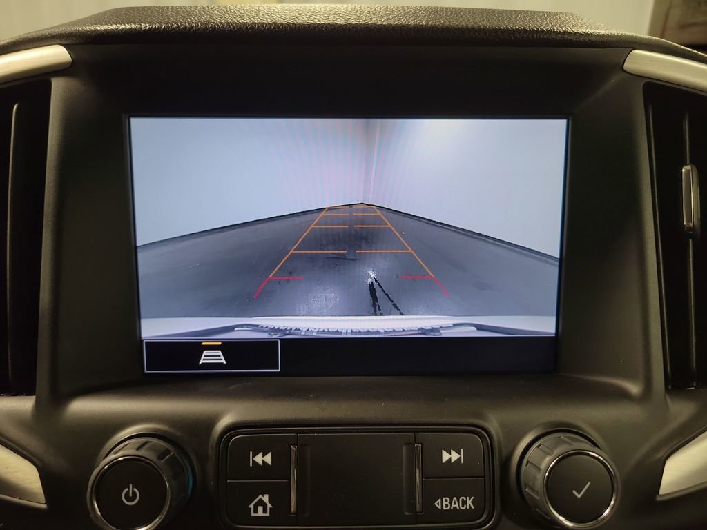 Used 2023 GMC Terrain SLT image 19