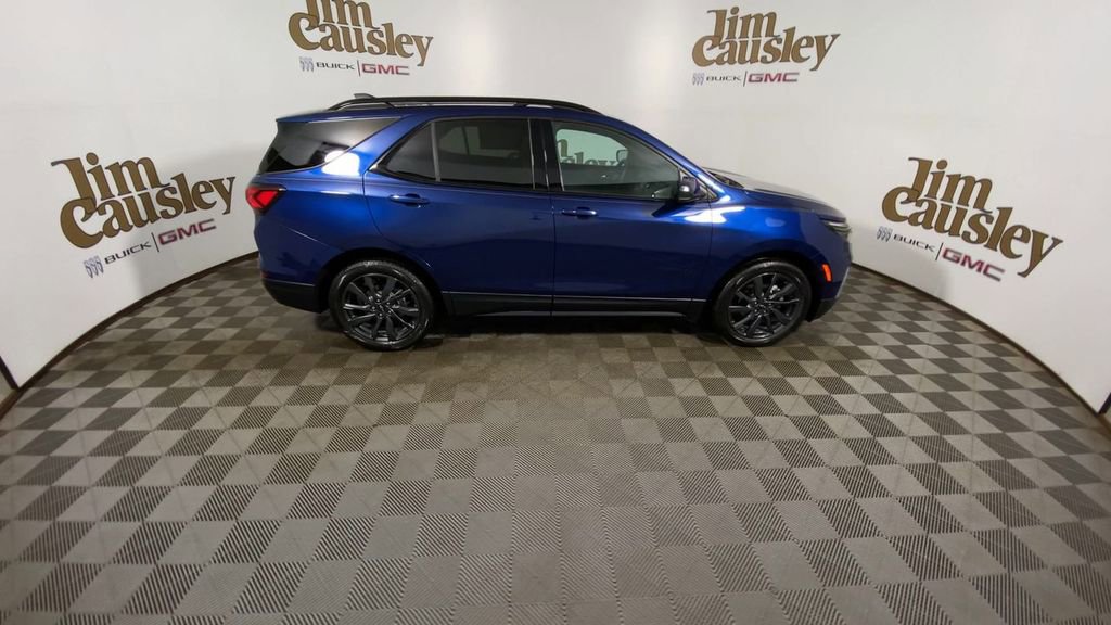 Certified 2023 Chevrolet Equinox RS w/ LPO, Floor Liner Package image 9