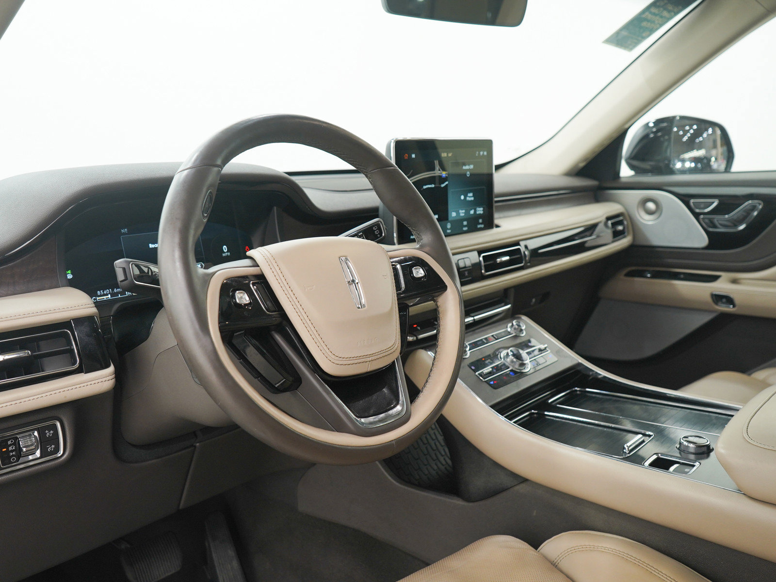 Used 2020 Lincoln Aviator Grand Touring w/ Equipment Group 301A image 28