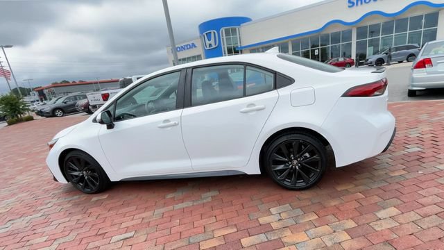 Used 2024 Toyota Corolla XSE FWD image 7