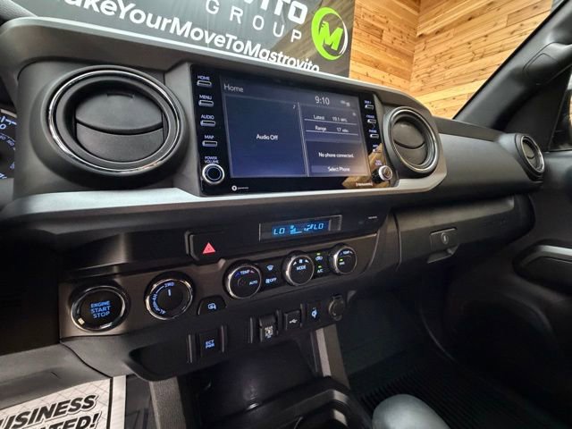 Used 2023 Toyota Tacoma TRD Sport AWD/4WD image 21