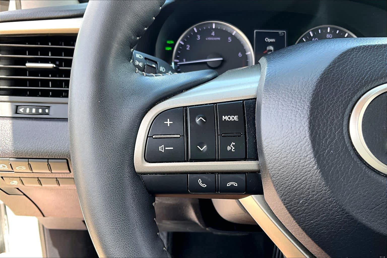 Used 2019 Lexus RX 350 FWD w/ Navigation Package image 21