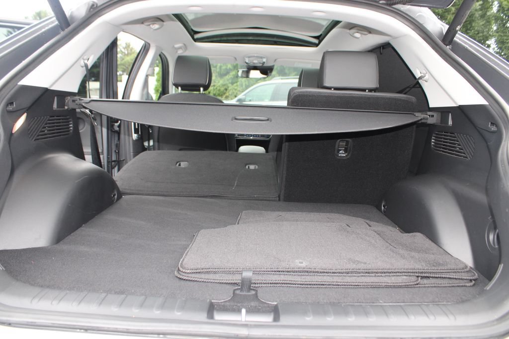 Used 2023 Hyundai Ioniq 5 Limited w/ Cargo Package AWD/4WD image 16