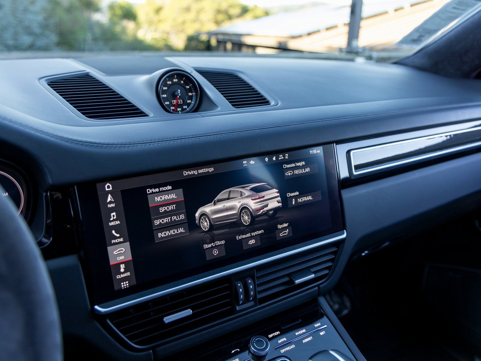 Certified 2020 Porsche Cayenne Turbo image 42