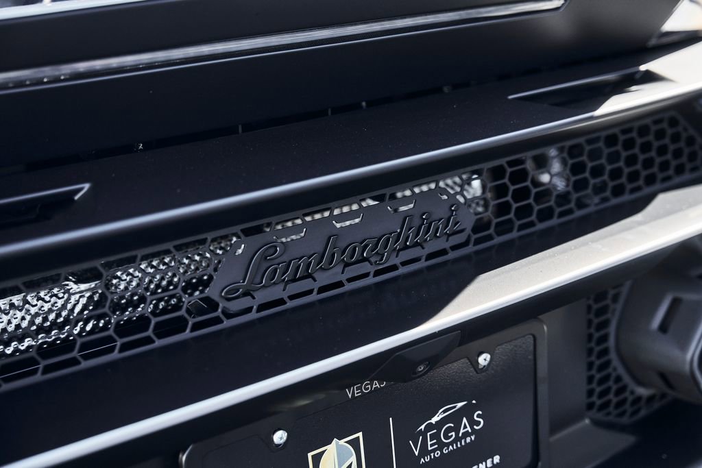 Used 2023 Lamborghini Huracan Tecnica image 14