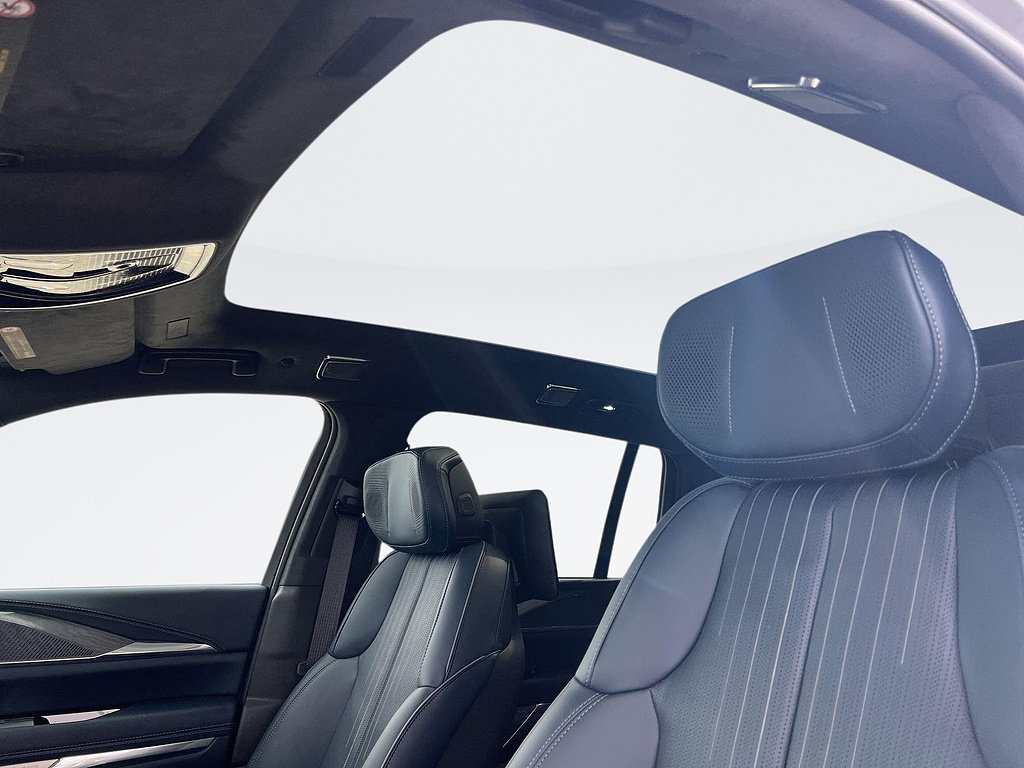 New 2025 Cadillac Escalade IQ Luxury 2 AWD/4WD image 26