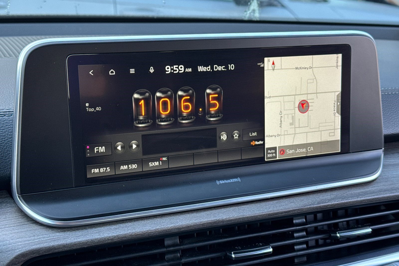 Used 2022 Kia Telluride EX image 24