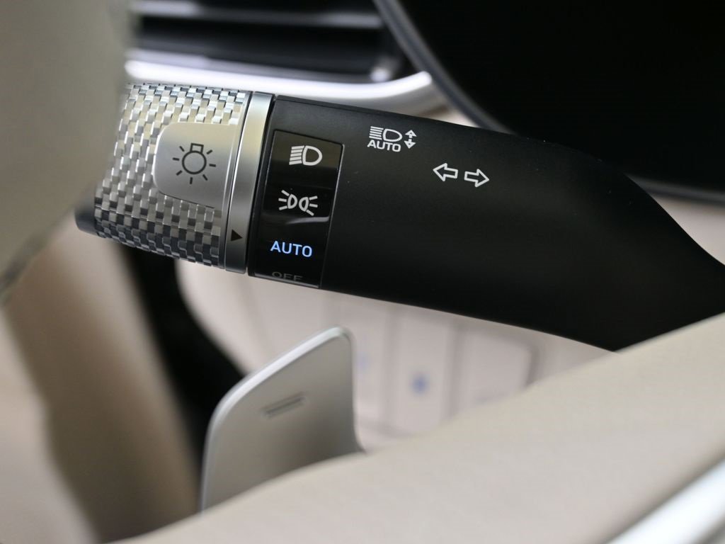 New 2026 Genesis G70 2.5T Prestige image 30