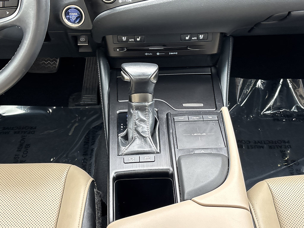 Used 2021 Lexus ES 300h w/ Premium Package FWD image 17