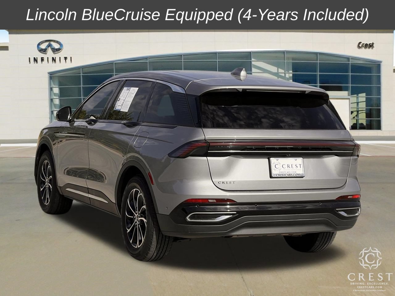 Used 2024 Lincoln Nautilus Premier w/ Equipment Group 102A AWD/4WD image 7