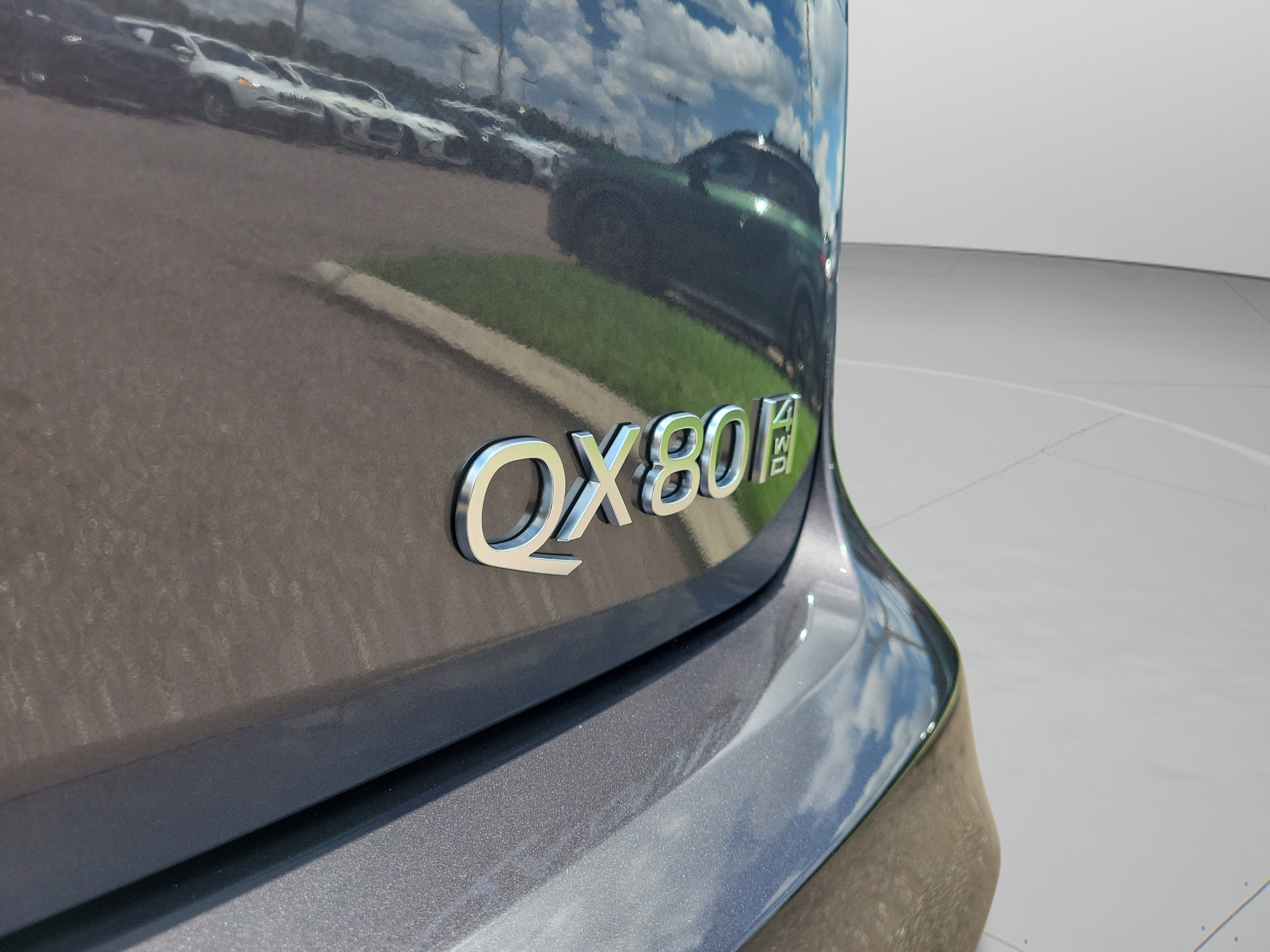 Certified 2026 INFINITI QX80 Luxe w/ Cargo Package AWD/4WD image 29