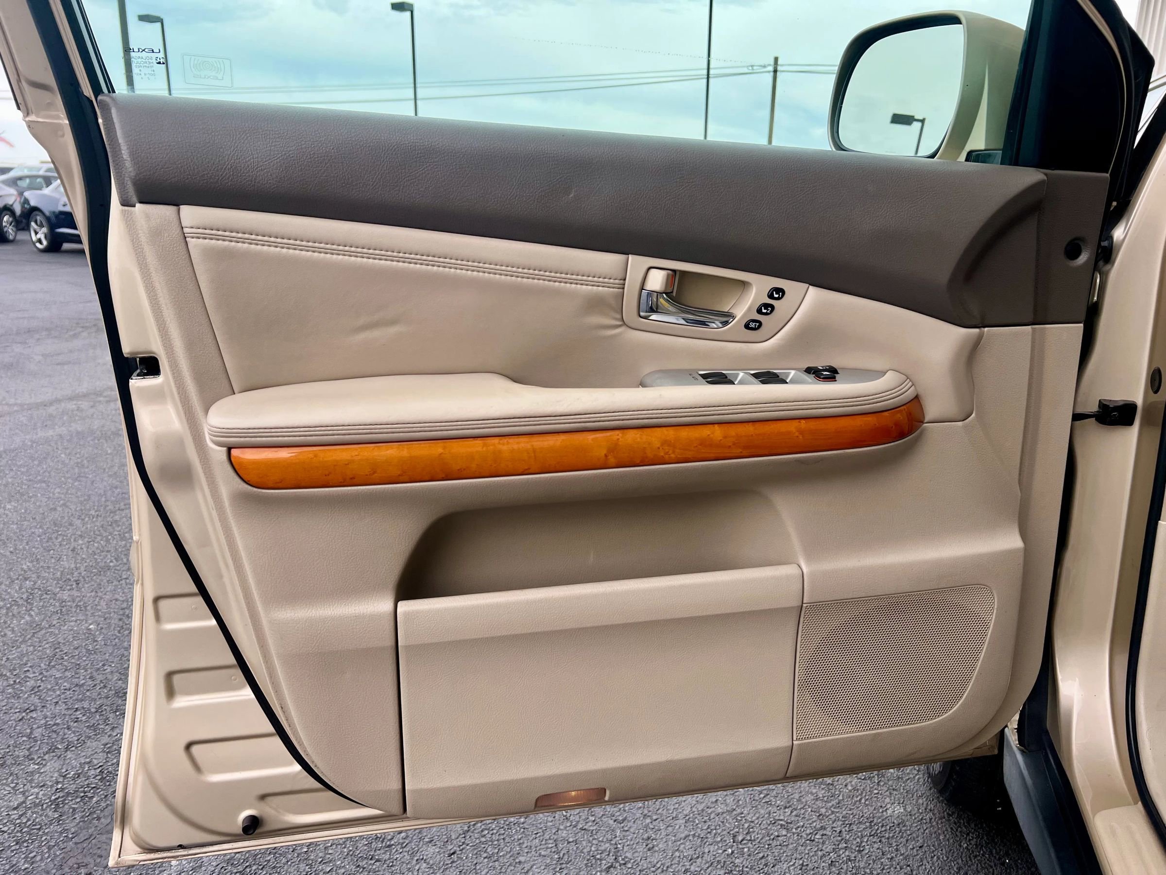 Used 2009 Lexus RX 350 AWD image 30