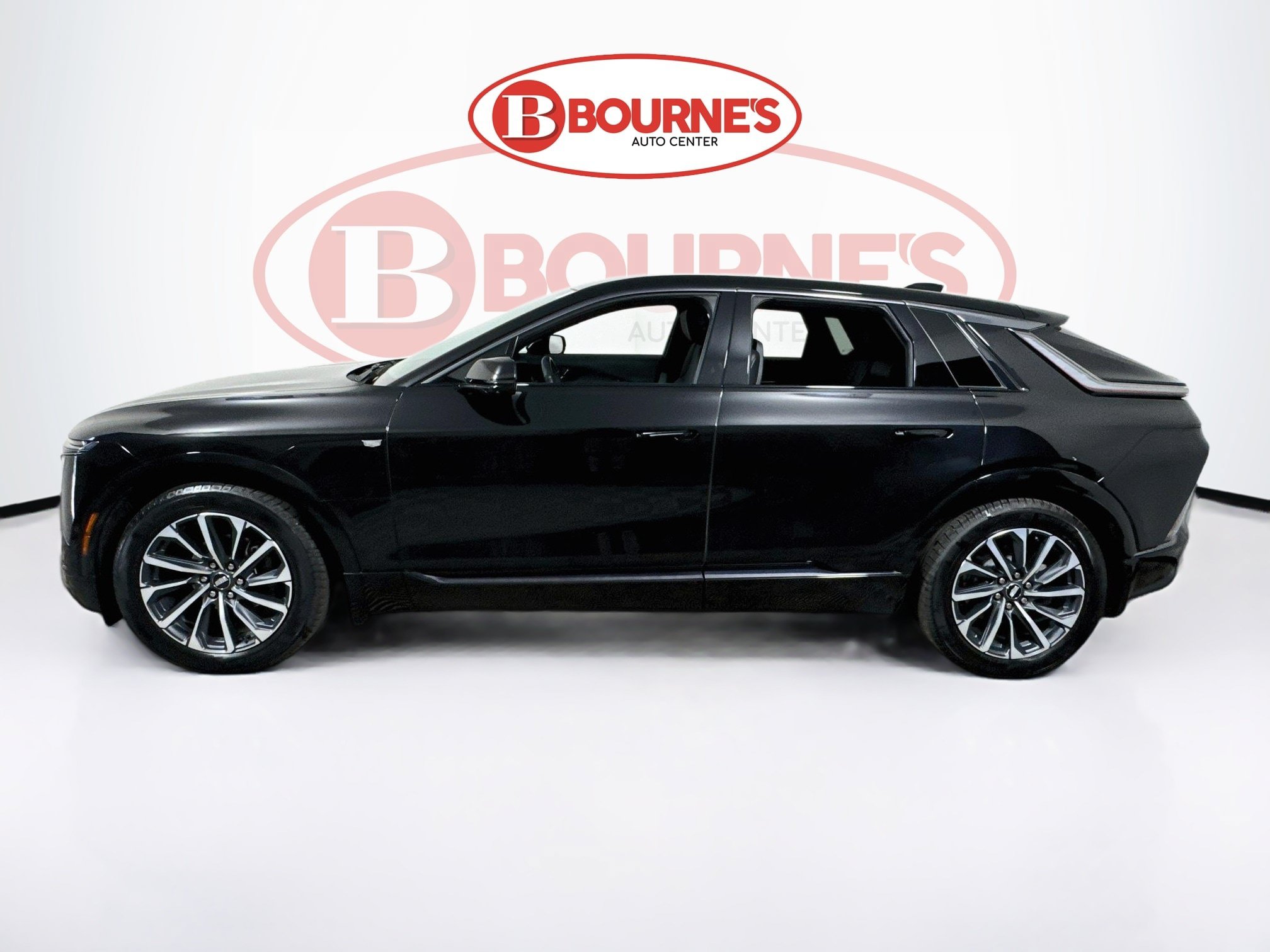 Used 2024 Cadillac Lyriq Sport w/ LPO, Floor Liner Package AWD/4WD image 8
