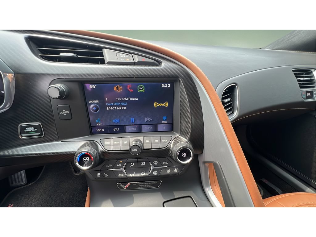Used 2015 Chevrolet Corvette Z06 w/ 3LZ Preferred Equipment Group RWD image 17