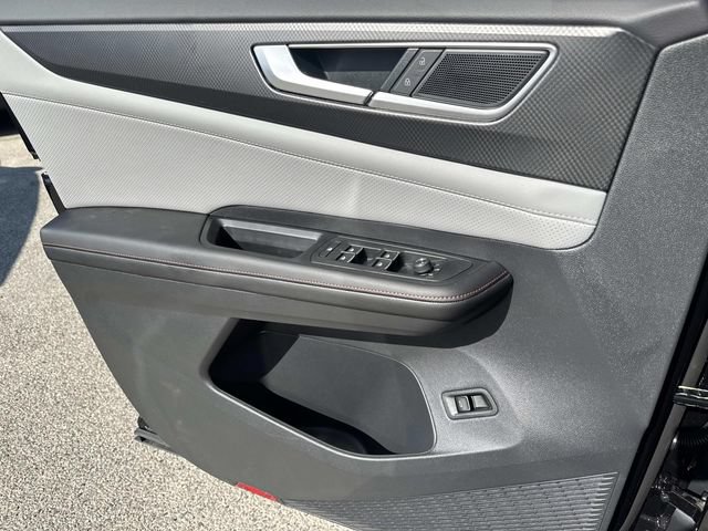 New 2026 Volkswagen Atlas Peak Edition AWD/4WD image 17