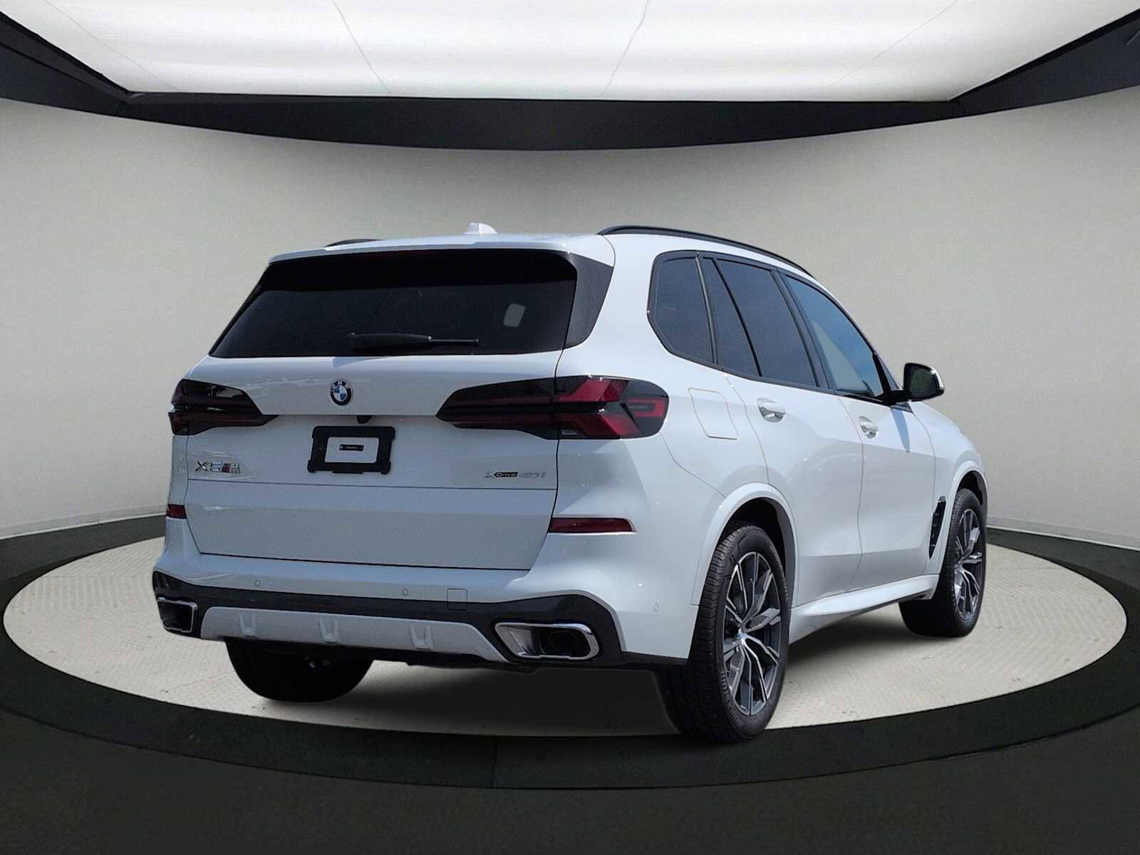 Used 2026 BMW X5 xDrive40i image 8