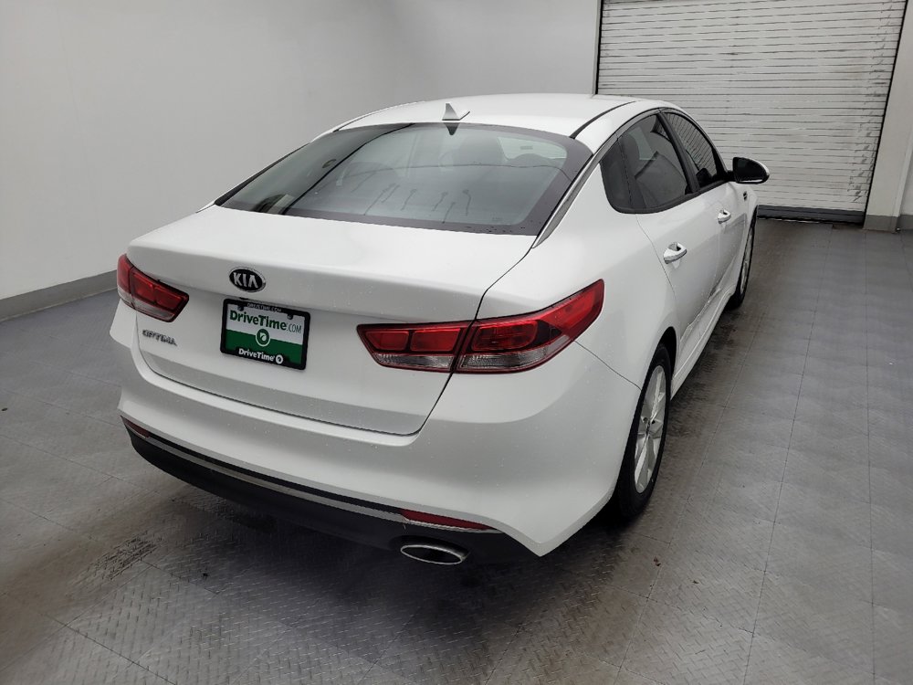 Used 2017 Kia Optima LX w/ Option Group 014 image 9