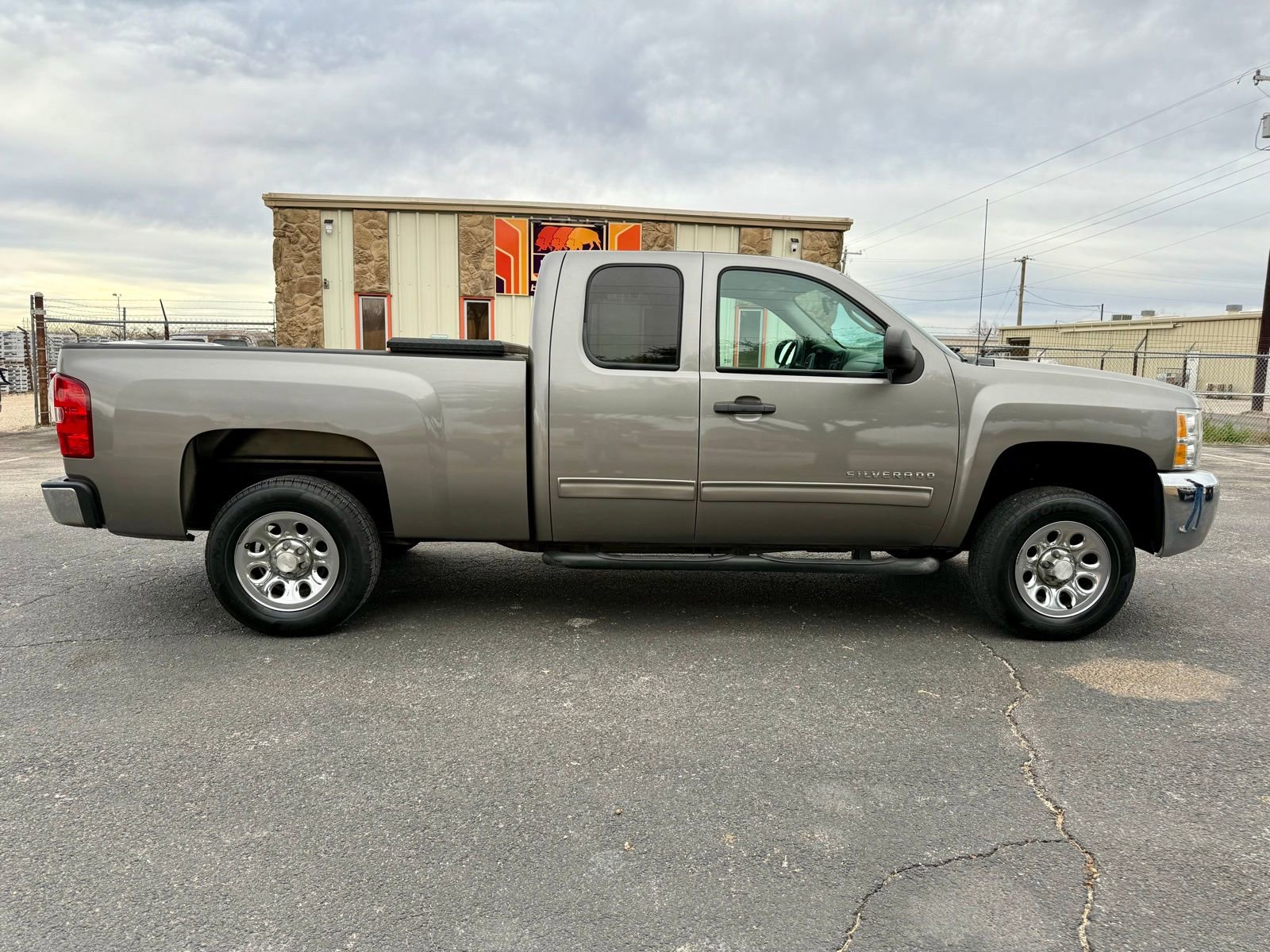 Used 2013 Chevrolet Silverado 1500 LS image 2